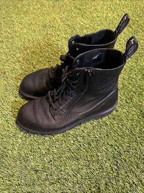 Dr Martens Boots Bouncy Soles Originl Black Boots US 8 UK 6